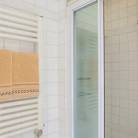 In Trevi Fouintain View