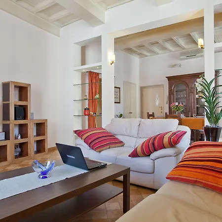 شقة In Trevi Fouintain View