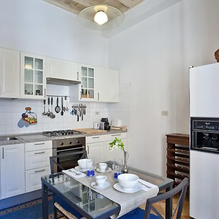 شقة In Trevi Fouintain View روما