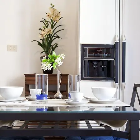 Apartment Rental In Rome Trevi Fouintain View Apartment *